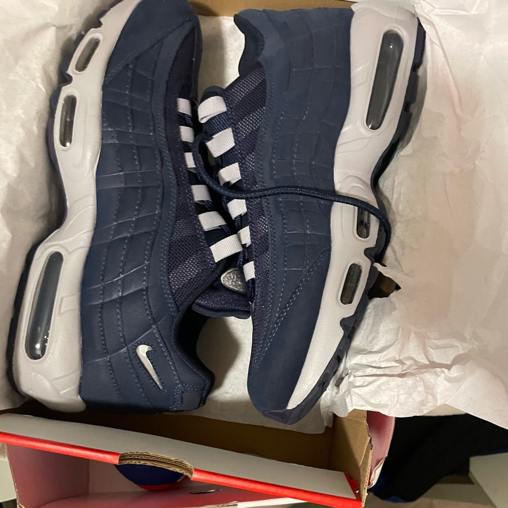Never Worn Air Max 95 Midnight Navy
